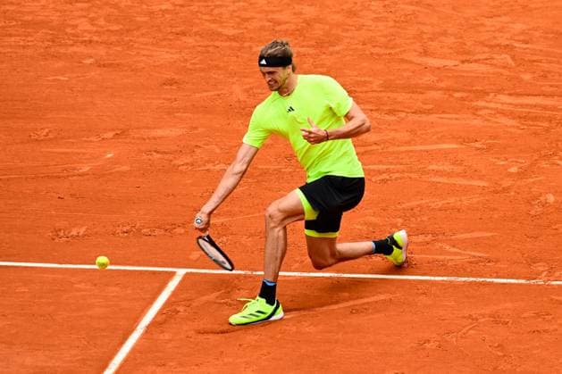 TENNIS : Roland Garros 2025 - Internationaux de France - 27 05 2025 Alexander Zverev ( Germany ) during the 2025 French Open at Roland Garros on May 27, 2025 in Paris, France. ( Photo Dante Badano PSNewz ) - ParisFrance  Copyright: xx