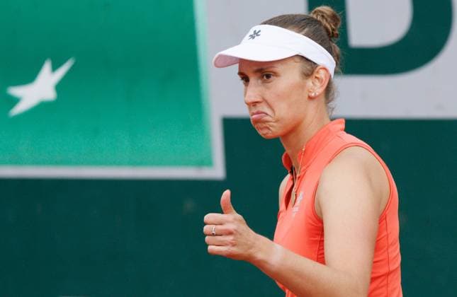 Belgian Elise Mertens reacts during a match between French Boisson and Belgian Mertens in the first round of the Women s Singles at the Roland Garros French Open tennis tournament, in Paris, France, Tuesday 27 May 2025. This year s tournament takes place from 25 May to 08 June. BENOITxDOPPAGNE  x125507220x