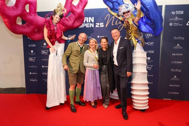 GOLF - Austrian Alpine Open HENNDORF,AUSTRIA,28.MAY.25 - GOLF - DP World Tour, Austrian Alpine Open Night, Golfclub Gut Altentann. Image shows Leo Bauernberger (CEO Salzburgerland Tourismus), Edwin Weindorfer (CEO Golf Enterprises) and guests.  GEPAxpictures xMathiasxMandl