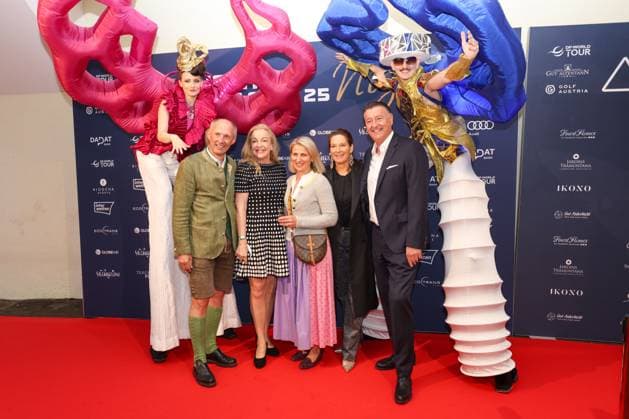 GOLF - Austrian Alpine Open HENNDORF,AUSTRIA,28.MAY.25 - GOLF - DP World Tour, Austrian Alpine Open Night, Golfclub Gut Altentann. Image shows Leo Bauernberger (CEO Salzburgerland Tourismus), Edwin Weindorfer (CEO Golf Enterprises) and guests.  GEPAxpictures xMathiasxMandl