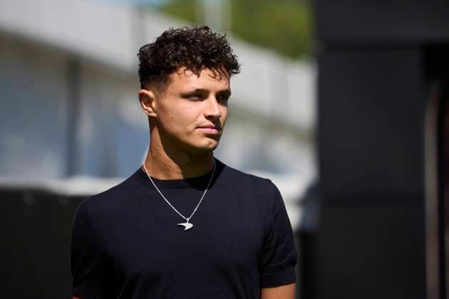 F1 Grand Prix of Spain - Previews Lando Norris of Great Britain and McLaren Formula 1 Team arrives in the Paddock during previews ahead of the F1 Grand Prix of Spain at Circuit de Barcelona-Catalunya on May 29, 2025, in Barcelona, Spain. Barcelona Circuit de Barcelona-Catalunya Catalunya Spain RL_F1GPESP2025_000011 Copyright: xRicardoxLarreinax