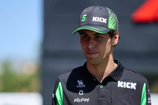 F1 Grand Prix of Spain - Previews Gabriel Bortoleto of Brazil and Stake F1 Team Kick Sauber arrives in the Paddock during previews ahead of the F1 Grand Prix of Spain at Circuit de Barcelona-Catalunya on May 29, 2025, in Barcelona, Spain. Barcelona Circuit de Barcelona-Catalunya Catalunya Spain RL_F1GPESP2025_000042 Copyright: xRicardoxLarreinax