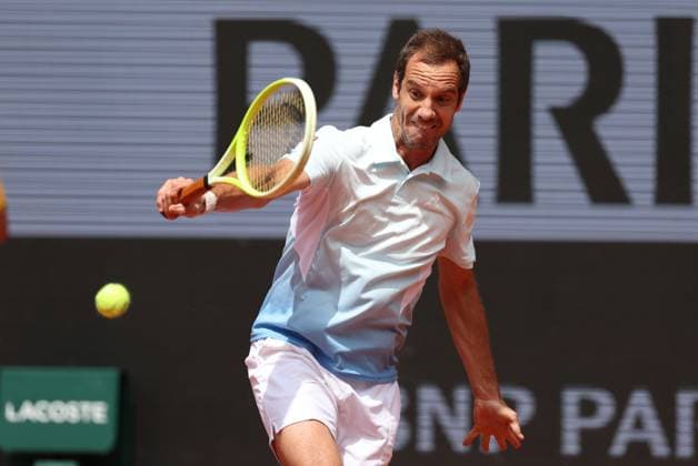 ROLAND GARROS 2025 Thierry Larret MAXPPP - PARIS (75) 29 05 2025 Thierry Larret Maxppp. Tennis. Roland Garros 2025. Internationaux de France de tennis. Stade Roland Garros, Paris (75). Le 29 mai. Court Phillipe Chatrier : Jannik SINNER (ITA vs Richard GASQUET (FRA) PARIS (75) STADE ROLAND GARROS PARIS ILE DE FRANCE FRANCE  Copyright: xMAXPPPxThierryxLarretx TLR202505293767 TLR202505293767