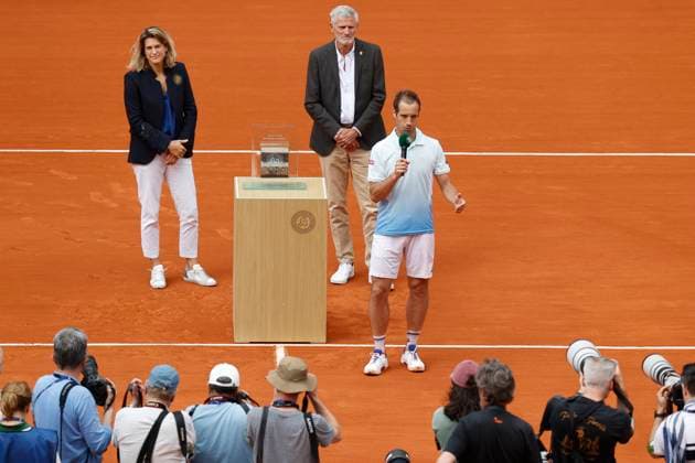 May 29, 2025, Paris, Paris, France: Amo lie Mauresmo, Richard Gasquet and Gilles Moretton during the tribute to Richard Gasquet for his career during the tennis Grand Slam of Roland Garros 2025, match between at Roland Garros Stadium - on May 29 2025.Paris - France Paris France - ZUMAb253 20250529_zsp_b253_115 Copyright: xLoicxBaratouxx