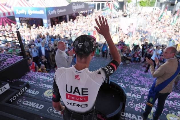 Del Toro Romero Isaac of Uae Team Emirates Xrg pink jersey during the stage 18 of the Giro d™Italia from Morbegno to Cesano Maderno, Italy - Thursday, May 29, 2025. - cycling.  Copyright: xGianxMattiaxD Alberto LaPressex