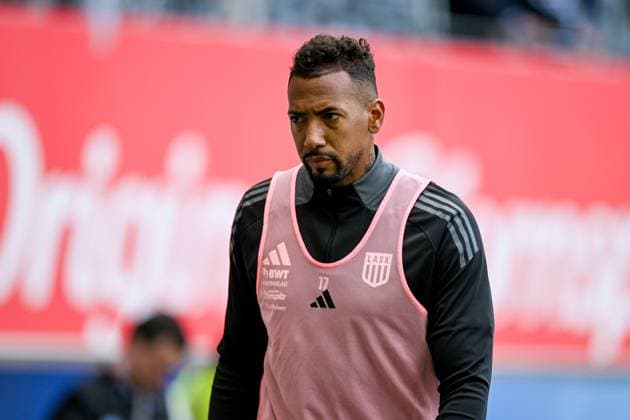 29.05.2025, Raiffeisen Arena Linz, AUT, Admiral Bundesliga, Europacup-Play-off, LASK Linz vs SK Rapid Wien, im Bild Jerome Agyenim Boateng (LASK) waehrend des Aufwaermens Linz Oberoesterreich Austria *** 29 05 2025, Raiffeisen Arena Linz, AUT, Admiral Bundesliga, European Cup Play off, LASK Linz vs SK Rapid Vienna, in the picture Jerome Agyenim Boateng LASK during the warm up Linz Oberoesterreich Austria