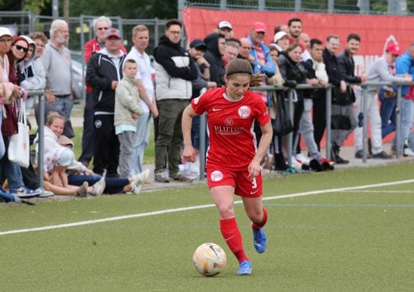 29.05.2025 xmgoodx Offenbach am Main, Fussball Hessenpokal 2024 2025 Halbfinale Frauen Kickers Offenbach (OFC) - FSV Hessen Wetzlar Franziska Marie Riepl (3, OFC Frauen)