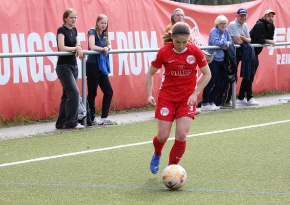 29.05.2025 xmgoodx Offenbach am Main, Fussball Hessenpokal 2024 2025 Halbfinale Frauen Kickers Offenbach (OFC) - FSV Hessen Wetzlar Franziska Marie Riepl (3, OFC Frauen)