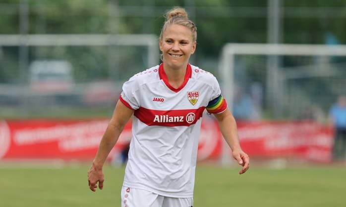 Münchingen , Fußball WFV-Pokal Finale der Frauen , VfB Stuttgart Frauen vs. VfL Herrenberg , Leonie Maier ( VfB )