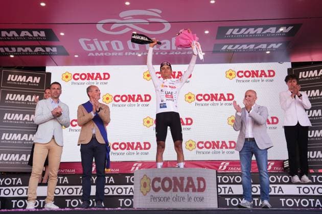 Del Toro Romero Isaac of Uae Team Emirates Xrg, white jersey, during the stage 18 of the Giro d™Italia from Morbegno to Cesano Maderno, Italy - Thursday, May 29, 2025. - cycling.  Copyright: xMassimoxPaolone LaPressex