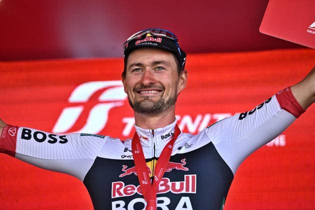 May 29, 2025, Cesano Maderno, ITALY: German rider Nico Denz of Red Bull - Bora - Hansgrohe, poses on the podium after winning the 18th stage of the 108 Giro d Italia 2025, cycling race over 144 km from Morbegno to Cesano Maderno, 29 May 2025. ANSA LUCA ZENNARO. Giro: Denz Vince A Cesano Maderno, Del Toro In Rosa  - ZUMAa110 20250529_zaf_a110_044 Copyright: xLucaxZennarox