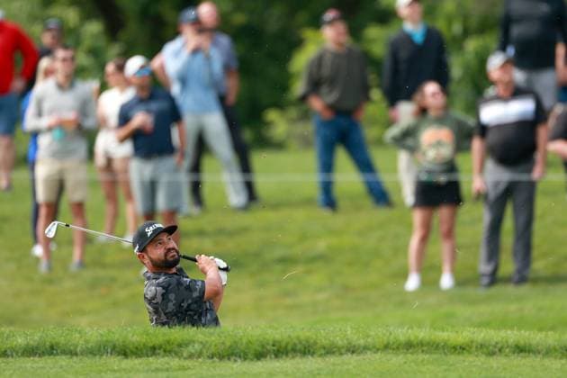 Memorial Tournament presented by Workday J.J. Spaun of the United States hits fro the bunker on the 10th fairway during the first round of the Memorial Tournament presented by Workday at Muirfield Village Golf Club on May 29, 2025 in Dublin, Ohio. Dublin Ohio United States  Copyright: xAmyxLemusx originalFilename:lemus-memorial250529_npcQC.jpg