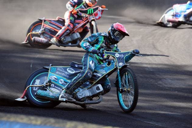 Bilder des Jahres 2025, Sport 05 Mai Sieger Kacper Grzelak (Polen) - Oberkrämerpokal 2025 in Wolfslake *** Winner Kacper Grzelak Poland Oberkrämer Cup 2025 in Wolfslake