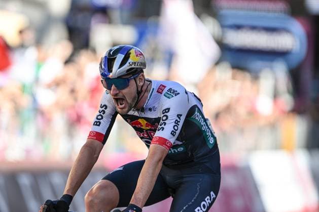 108th Giro D Italia 2025 - Stage 18 In Cesano Maderno, Italy, on May 29, 2025, Nico Denz of Germany and Team Red Bull celebrates at the finish line as the stage winner during the 108th Giro d Italia 2025, Stage 18, a 144km stage from Morbegno to Cesano Maderno 1,800m UCIWT . Cesano Maderno Italy  Copyright: xTizianoxBallabiox originalFilename:ballabio-108thgir250529_np5Aa.jpg