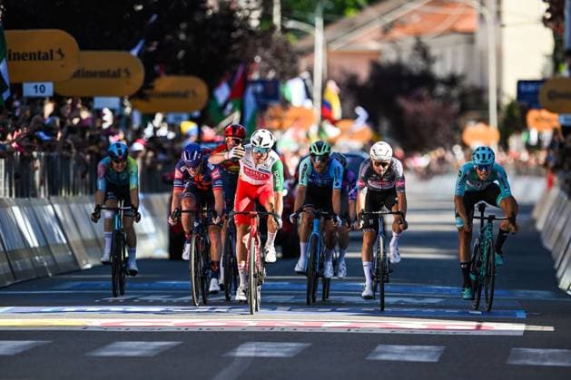 108th Giro D Italia 2025 - Stage 18 In Cesano Maderno, Italy, on May 29, 2025, Team Polti VisitMalta s Italian rider Mirco Maestri celebrates his second position after crossing the finish line during the 108th Giro d Italia 2025, Stage 18, a 144km stage from Morbegno to Cesano Maderno. Cesano Maderno Italy  Copyright: xTizianoxBallabiox originalFilename:ballabio-108thgir250529_npiDi.jpg