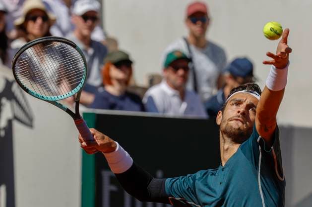 May 30, 2025, Paris, Paris, France: Lorenzo Musetti (ITA) in action during the tennis Grand Slam of Roland Garros 2025, match between Lorenzo Musetti (ITA) and Mariano Navone (ARG) at Roland Garros Stadium - on May 30 2025.Paris - France Paris France - ZUMAb253 20250530_zsp_b253_007 Copyright: xLoicxBaratouxx