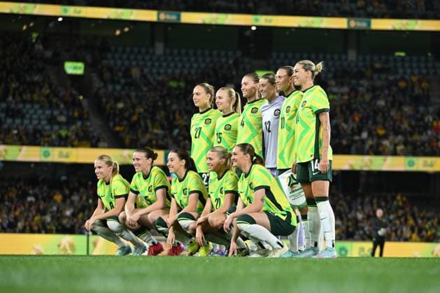 SOCCER AUSTRALIA ARGENTINA WOMEN, Matildas players line up for a photo ahead of the Women s friendly international match, Länderspiel, Nationalmannschaft between Australia and Argentina at Marvel Stadium in Melbourne, Friday, May 30, 2025. ( NO ARCHIVING, EDITORIAL USE ONLY MELBOURNE VICTORIA AUSTRALIA  Copyright: xJAMESxROSSx 20250530176523895955