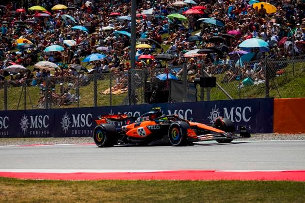 Formula 1 Aramco Gran Premio de Espana 2025 Gabriela Testa OVERTAKE MAXPPP - Barcelona 30 05 2025 04 NORRIS Lando (gbr), McLaren F1 Team, action during the Formula 1 Aramco Gran Premio de Espana 2025, the 9th round of the 2025 FIA Formula 1 World Championship, WM, Weltmeisterschaft at the Circuit of Barcelona-Catalunya from May 29 to June 1, 2025, in Montmeló, Spain Barcelona Spain  Copyright: xOVERTAKE MAXPPPxGabrielaxTestax OVT202505305321 OVT202505305321