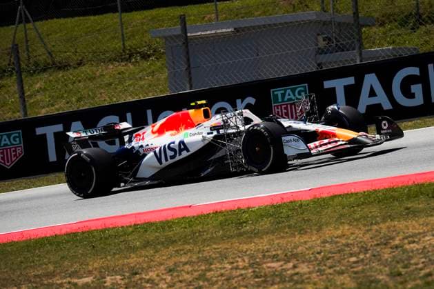 Formula 1 Aramco Gran Premio de Espana 2025 Gabriela Testa OVERTAKE MAXPPP - Barcelona 30 05 2025 30 LAWSON Liam (nld), Racing Bulls, action during the Formula 1 Aramco Gran Premio de Espana 2025, the 9th round of the 2025 FIA Formula 1 World Championship, WM, Weltmeisterschaft at the Circuit of Barcelona-Catalunya from May 29 to June 1, 2025, in Montmeló, Spain Barcelona Spain  Copyright: xOVERTAKE MAXPPPxGabrielaxTestax OVT202505305327 OVT202505305327