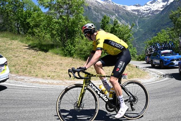30-05-2025 Giro D italia; Tappa 19 Biella - Champoluc; 2025, Visma - Lease A Bike; Van Aert, Wout; Col Tzecore; 