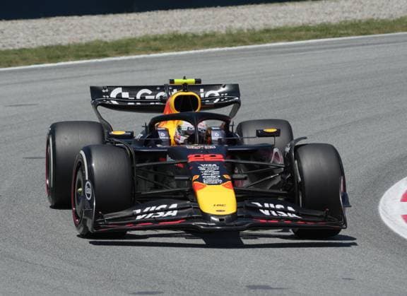 30.05.2025, Circuit de Catalunya, Barcelona, Formel 1 Aramco Grand Prix von Spanien 2025 , im Bild Yuki Tsunoda (JPN), Oracle Red Bull Racing (Photo by Hasan Bratic DeFodi Images)