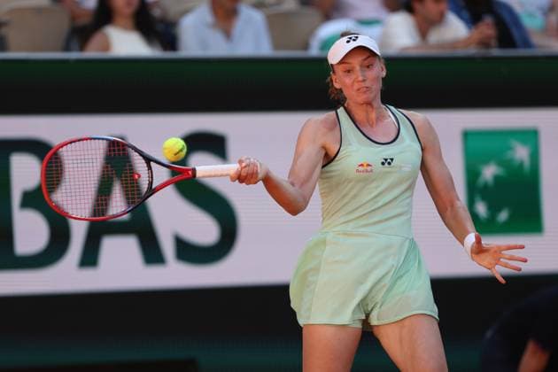 ROLAND GARROS 2025 Thierry Larret MAXPPP - PARIS (75) 30 05 2025 Thierry Larret Maxppp. Tennis. Roland Garros 2025. Internationaux de France de tennis. Stade Roland Garros, Paris (75). Le 30 mai 2025. Court Suzanne Lenglen : Elena RYBAKINA (KAZ) vs Jelena OSTAPENKO (LAT) PARIS (75) STADE ROLAND GARROS PARIS ILE DE FRANCE FRANCE  Copyright: xMAXPPPxThierryxLarretx TLR202505306310 TLR202505306310