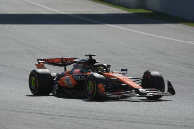 30.05.2025, Circuit de Catalunya, Barcelona, Formel 1 Aramco Grand Prix von Spanien 2025 , im Bild Oscar Piastri (AUS), McLaren F1 Team (Photo by Hasan Bratic DeFodi Images)