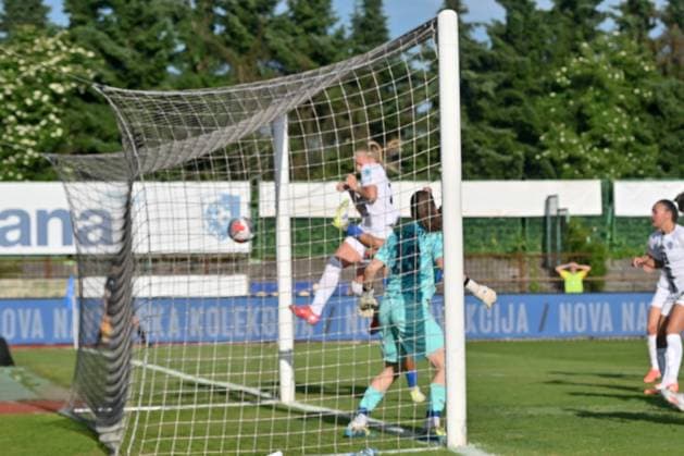 Ljubljana, Slovenia, May 30th 2025: Zara Kramzar of Slovenia (L) score during the UEFA Women?s Nations League, League B Group B2, match between Slovenia and Greece at Sports Park Siska, Ljubljana, Slovenia. (Igor Kupljenik SPP) Copyright: xIgorxKupljenikx xSPPx spp-en-IgKuSp-IK5_1757