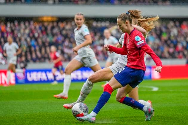 UEFA Womens Nations League 2025 Norway Iceland Trondheim 20250530 Caroline Graham Hansen during the Womens Nations League match between Norway and Iceland at Lerkendal Stadium Photo Ole Martin Wold NTB Trondheim Norway EDITORIAL USE ONLY RESTRICTED USE FOR BETTING COMPANIES  Copyright: xOlexMartinxWoldx xNTBx