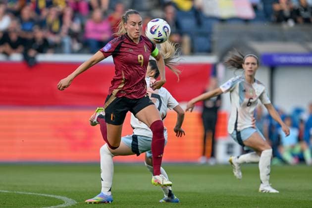 250530 BELGIUM VS SPAIN Tessa Wullaert (9) of Belgium pictured during a game between the national teams of Belgium, called the Red Flames and Spain on the 5th matchday in group A3 of the 2024-25 Women s Nations League competition, on Friday 30 May 2025 in Leuven , Belgium . PHOTO SPORTPIX David Catry Leuven Den Dreef Belgium  Copyright: xSportpix.bex xDavidxCatryxDavidxCatryx
