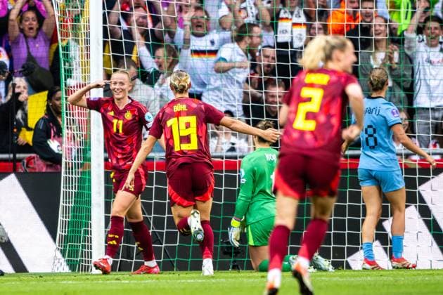 30.05.2025: Frauenfußball, UEFA Women s Nations League, Deutschland-Niederlande im Weserstadion in Bremen. Deutschlands Lea Schüller jubelt nach ihrem Tor zum 2:0. Copyright: xThomasxHaeslerx