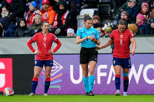 UEFA Womens Nations League 2025 Norway Iceland Trondheim 20250530 Norways Tuva Hansen and Vilde Boe Risa during the Womens Nations League match between Norway and Iceland at Lerkendal Stadium Photo Ole Martin Wold NTB Trondheim Norway EDITORIAL USE ONLY RESTRICTED USE FOR BETTING COMPANIES  Copyright: xOlexMartinxWoldx xNTBx