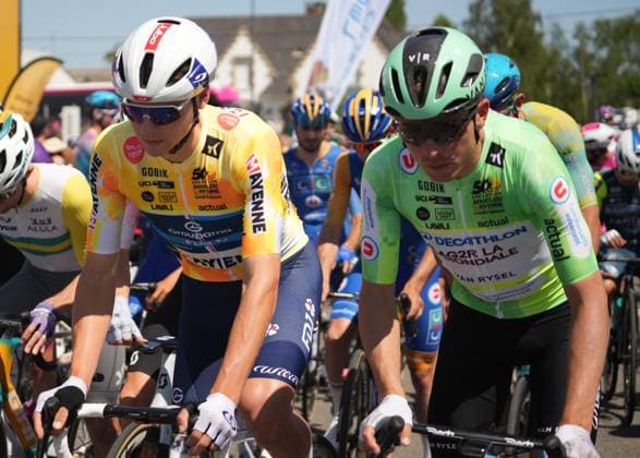 CYCLING - BOUCLES DE LA MAYENNE 2025 - STAGE 1 GRUEL Thibaud and COSNEFROY Benoit during the Stage 1 of the Boucles de la Mayenne - CrÃ dit Mutuel, UCI ProSeries Cycling event, Renault Saint-Berthevin - JuvignÃ (166 Km) on 30 May 2025 in JuvignÃ , France - Photo Laurent Lairys PSNEWZ Juvign?France  Copyright: xLaurentxLairysx