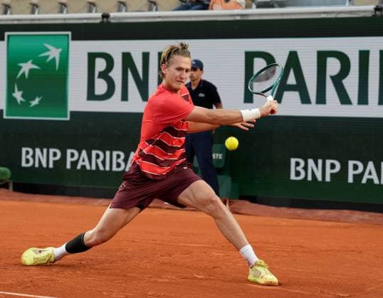 TENNIS - French Open 2025 PARIS,FRANCE,30.MAY.25 - TENNIS - ATP, Tennis Herren World Tour, French Open, Roland Garros, Grand Slam. Image shows Sebastian Korda (USA).  GEPAxpictures xMichaelxRiedler