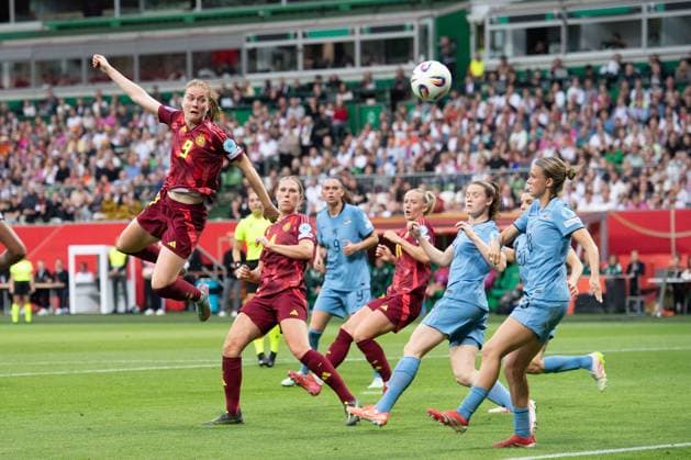 Sjoeke NUESKEN, Nüsken (GER) Aktion, Einzelaktion, UEFA Womens Nations League, 5. Spieltag, matchday 5, Fussball Laenderspiel der Frauen, Deutschland (GER) - Niederlande (NED) am 30.05.2025 in Bremen Deutschland. Â