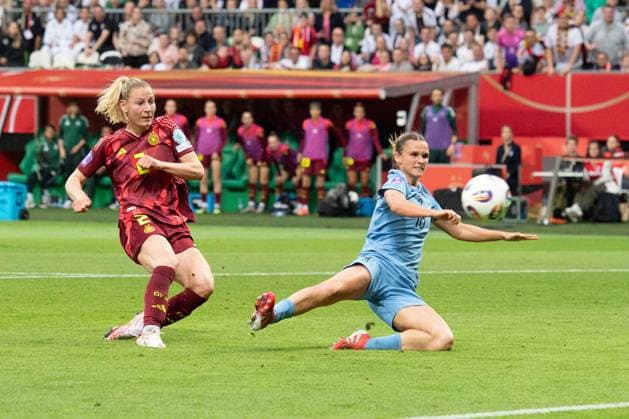 Sarai LINDER (GER) schiesst das Tor zum 3-0 UEFA Womens Nations League, 5. Spieltag, matchday 5, Fussball Laenderspiel der Frauen, Deutschland (GER) - Niederlande (NED) am 30.05.2025 in Bremen Deutschland. Â