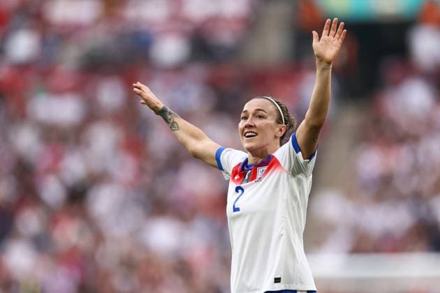 UEFA Women s Nations League 30 May 2025, London - UEFA Women s Nations League - England v Portugal - Lucy Bronze of England celebrates their second goal - Photo: Jacques Feeney Offside. London UK Copyright: xJacquesxFeeneyx xOffsidexOffside