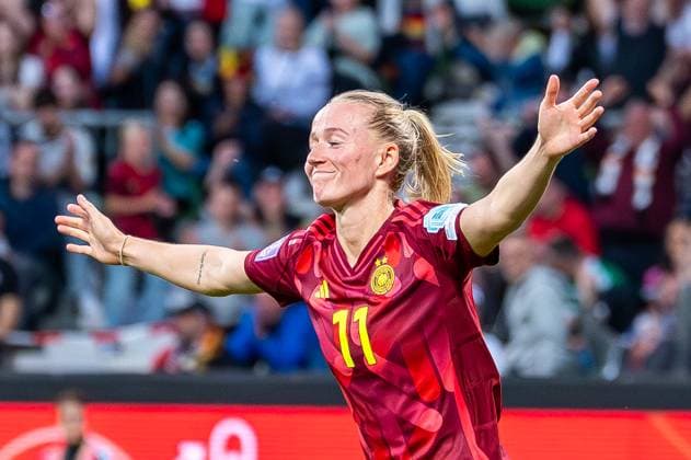 30.05.2025: Frauenfußball, UEFA Women s Nations League, Deutschland-Niederlande im Weserstadion in Bremen. Deutschlands Lea Schüller jubelt nach ihrem Tor zum 4:0. Copyright: xThomasxHaeslerx