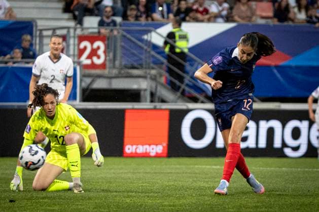 FOOTBALL: UEFA Women™s Nations League 2025 France vs Suisse 30 May 2025 - Stade Marcel Picot, Nancy. France Clara Mateo of France 12 but  Copyright: xelyxandroxcegarrax