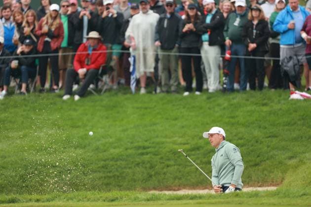 The Memorial Tournament Jordan Spieth of United States hits out of the bunker toward the 14th green during the second round of The Memorial Tournament presented by Workday at Muirfield Village Golf Club in Dublin, Ohio, USA on Friday, May 30, 2025. Dublin Ohio United States  Copyright: xJorgexLemusx originalFilename:lemus-thememor250530_nprOA.jpg