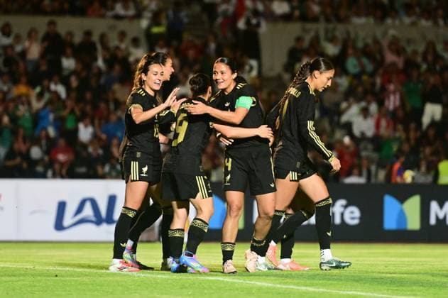 MEXICO VS URUGUAY International Friendly, Länderspiel, Nationalmannschaft MEXICO VS URUGUAY INTERNATIONAL FRIENDLY 30052025 PUEBLA, MEXICO. Action photo of Charlyn Corral (L) and Carolina Quintero Jaramillo (R)of the Mexico female National Soccer Team, celebrating after scoring a goal during interrnational friendly game against Uruguay, held at the Olympic Stadium of the BUAP at Puebla. Mexico drew 2.-2. Foto de acciuon de Charlyn Corral de la Seleccion Nacional femenina de Mexico (I) y Carolina Quintero Jaramillo (D) celebrando luego de anotar un gol, durante juego amistoso internacional en contra de Uruguay, celebrado en el Estadio Olimpico de ka BUAP en Puebla. Photo by IMAGENSHOP AGENCIA FOTOGRAFICA PUEBLA PUEBLA MEXICO Copyright: xIMAGENSHOPxAGENCIAxFOTOGRAFICAx