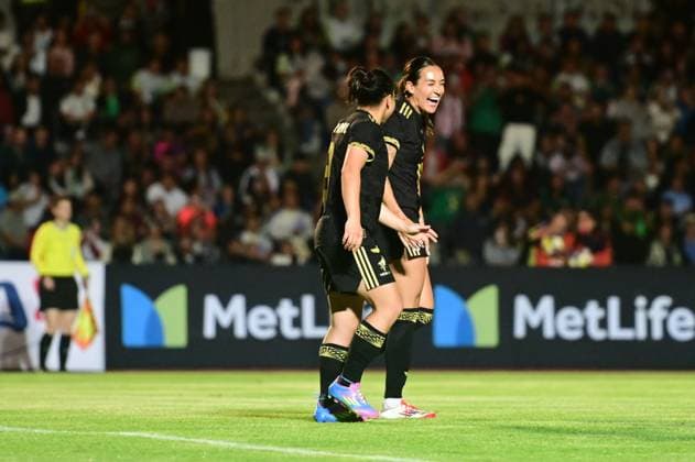 MEXICO VS URUGUAY International Friendly, Länderspiel, Nationalmannschaft MEXICO VS URUGUAY INTERNATIONAL FRIENDLY 30052025 PUEBLA, MEXICO. Action photo of Charlyn Corral (L) and Carolina Quintero Jaramillo (R)of the Mexico female National Soccer Team, celebrating after scoring a goal during interrnational friendly game against Uruguay, held at the Olympic Stadium of the BUAP at Puebla. Mexico drew 2.-2. Foto de acciuon de Charlyn Corral de la Seleccion Nacional femenina de Mexico (I) y Carolina Quintero Jaramillo (D) celebrando luego de anotar un gol, durante juego amistoso internacional en contra de Uruguay, celebrado en el Estadio Olimpico de ka BUAP en Puebla. Photo by IMAGENSHOP AGENCIA FOTOGRAFICA PUEBLA PUEBLA MEXICO Copyright: xIMAGENSHOPxAGENCIAxFOTOGRAFICAx