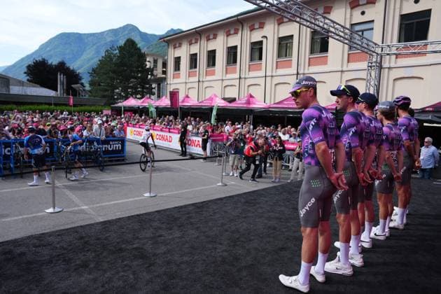 Team Jayco Alula during the stage 20 of the Giro d™Italia from Verres to Sestriere (Via Latteo), Italy - Saturday, May 31, 2025. - cycling.  Copyright: xGianmattiaxD Alberto LaPressex