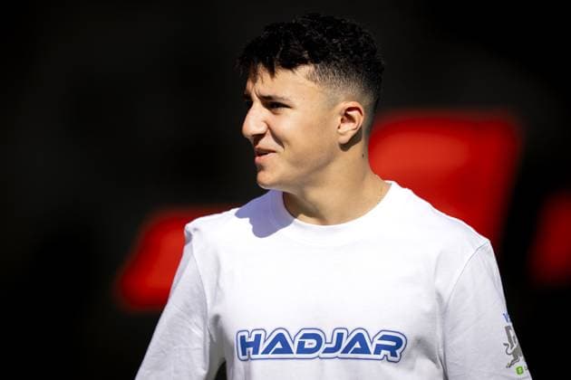 BARCELONA - Isack Hadjar (Racing Bulls) arrives at the Circuit de Barcelona-Catalunya before the start of the third free practice session ahead of the Spanish Grand Prix. ANP SANDER KING xVIxANPxSportx xxANPxIVx 529052719 originalFilename: 529052719.jpg