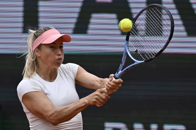 2025 Roland-Garros - Day 7 PARIS, FRANCE - MAY 31: Yulia Putintseva of Kazakhstan in action against Mirra Andreeva (not seen) during the Women s Singles third round match on day seven of the 2025 French Open at Court Suzanne Lenglen in Paris, France on May 31, 2025. Burak Akbulut Anadolu Paris France. Editorial use only. Please get in touch for any other usage.  Copyright: x2025xAnadoluxBurakxAkbulutx
