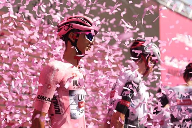 Del Toro Romero Isaac of Uae Team Emirates Xrg jersey pink , during the stage 20 of the Giro d™Italia from Verres to Sestriere (Via Latteo), Italy - Saturday, May 31, 2025. - cycling.  Copyright: xMassimoxPaolone LaPressex