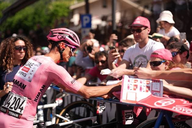 Del Toro Romero Isaac of Uae Team Emirates Xrg jersey pink , during the stage 20 of the Giro d™Italia from Verres to Sestriere (Via Latteo), Italy - Saturday, May 31, 2025. - cycling.  Copyright: xMassimoxPaolone LaPressex