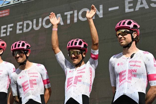 May 31, 2025, Verres, ITALY: Ecuadorian rider Richard Carapaz of Education -Easypost team arrive at the start of 20th stage of the 108 Giro d Italia 2025, cycling race over 205 km from Verres to Sestriere, 31 May 2025. ANSA LUCA ZENNARO. Giro D Italia Cycling Tour - Stage 20  - ZUMAa110 20250531_zaf_a110_020 Copyright: xLucaxZennarox