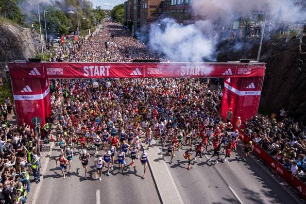 Bilder des Jahres 2025, Sport 05 Mai Sport Bilder des Tages 250531 Starten av Stockholm Marathon den 31 maj 2025 i Stockholm. *** 250531 Start of the Stockholm Marathon on May 31, 2025 in Stockholm  Copyright: KENTAxJÖNSSON BB250531KJ007