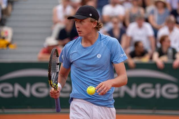 2025-05-31 French Open Roland Garros PARIS, FRANCE - MAY 31: Ethan Quinn of The United States during the French Open at Roland Garros on May 31, 2025 in Paris, France. Paris Roland Garros France Content not available for redistribution in The Netherlands directly or indirectly through any third parties. Copyright: xMarleenxFouchierx